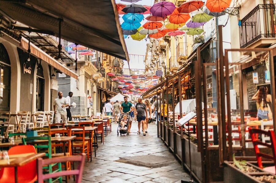 Catania: Guided Street Food Walking Tour - The Market Bites That Make Catania Street Food Feel Real: Cipollina and Arancino