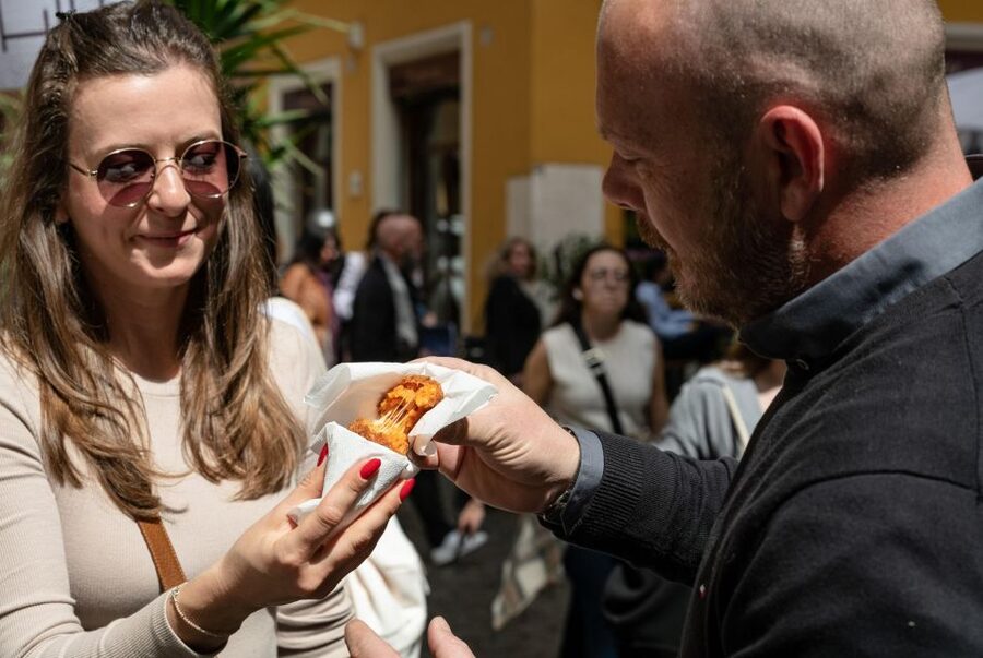 Catania Street Food Tour: Fish Market & City Centre - City-centre highlights you’ll understand after the food
