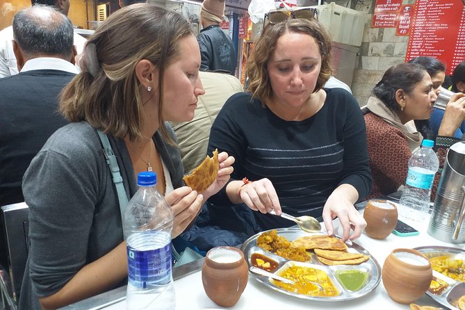Chandni Chowk Old Delhi Food Tour with Spice Market - Getting Oriented With the Guide (So You Don’t Wander in Circles)