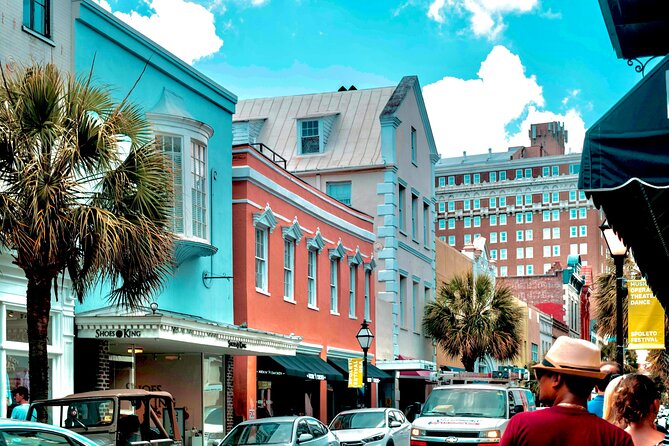 Charleston Brunch Food Tour: Biscuits, Shrimps, Grits and More - First Stop: King Street and the Design District Walk