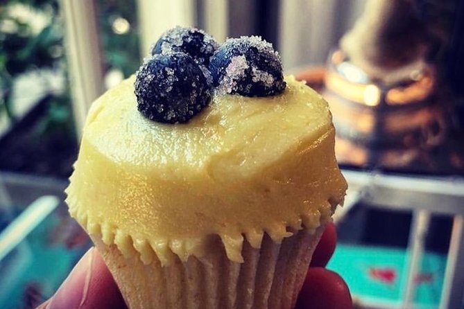 Charleston Upper King Street Food Tour - The guides: history that actually links to food