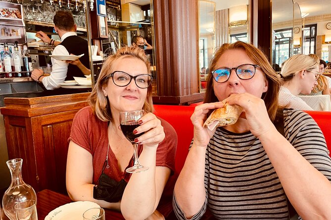 Chef PJ's Montmartre Food Tour - Stop 2: Rue Lepic and the Chef’s Way to Shop French