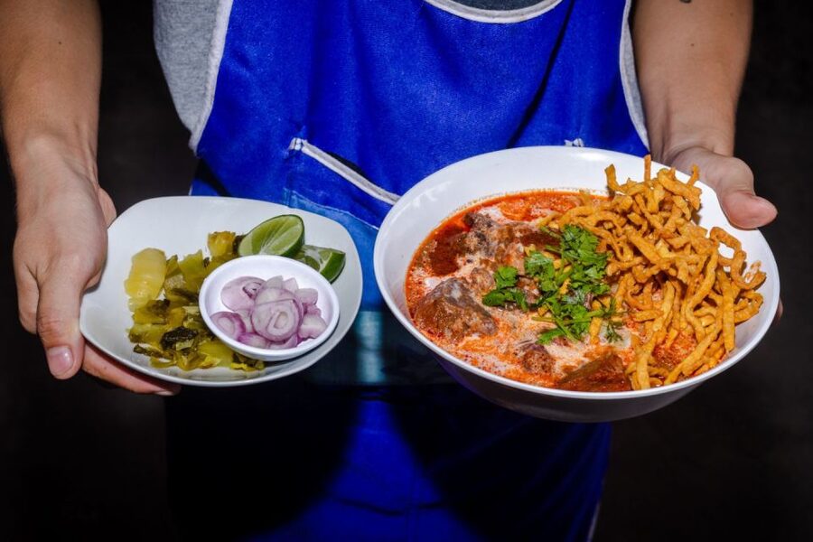 Chiang Mai: Food Tour by Songtheaw Truck with 15+ Tastings - Should you book this Chiang Mai Northern Thai food tour?