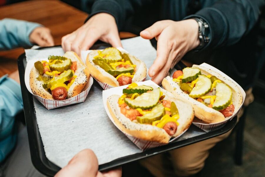 Chicago: Classic Food Walking Tour with Bike or Kayak Rental - Key highlights worth marking on your map