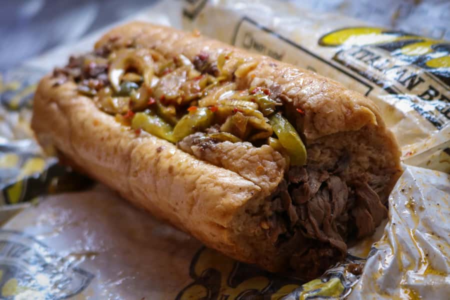 Chicago: Secret Food Tour - Deep dish pizza first: the best kind of warm-up