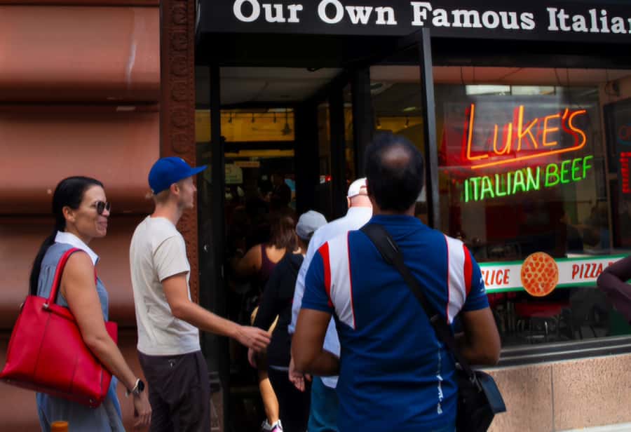 Chicago: The Ultimate Foodie Walking Tour with Tasty Stops - River North break time: where the tour’s real flavor story starts