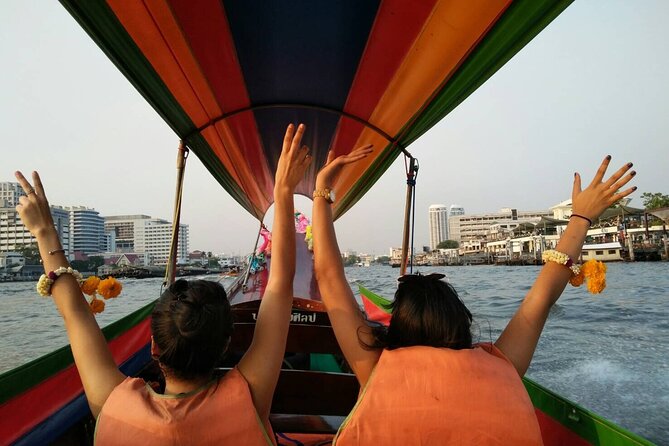 CHOB TUK TUK + Canal + Food Tasting - Sao Chingcha and Wat Suthat: the giant-swing photo moment