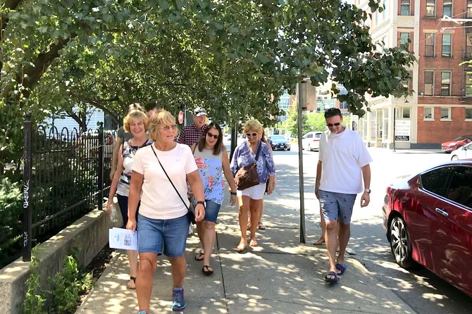 Cincy Brunch History and Streetcar Tour with Riverside Food Tours - Guides, Small Groups, and the Pace That Makes It Work