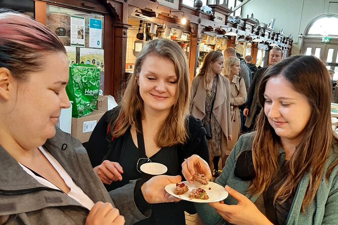 CITY Tour with Food Tasting in Helsinki - Katajanokka’s Art Nouveau streets and the Allas Sea Pool break