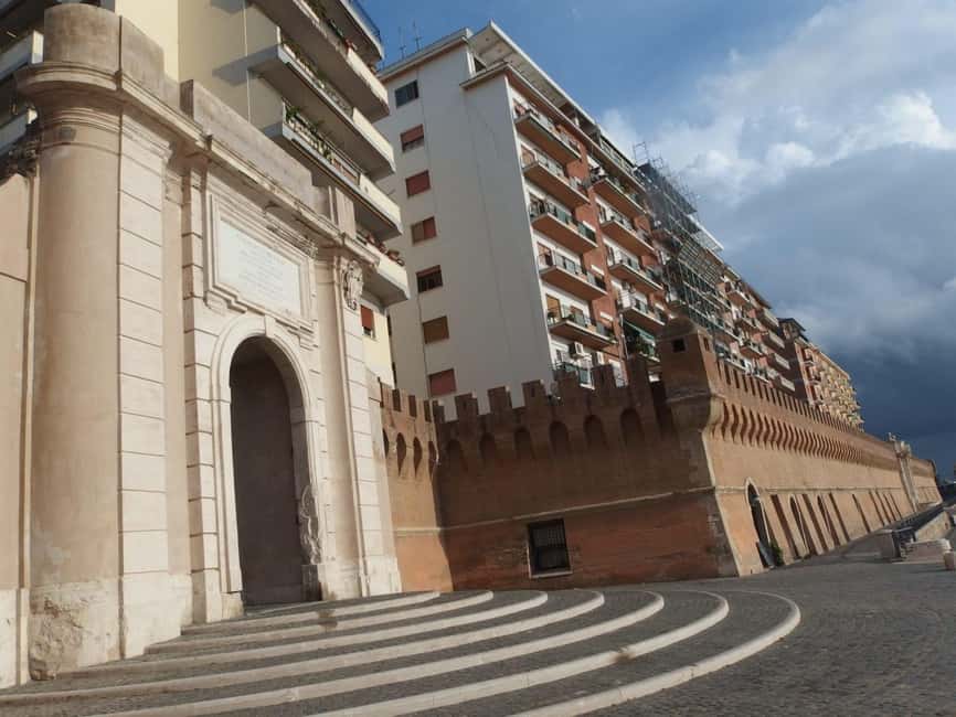 Civitavecchia: Historical and Culinary Walking Tour - The hidden artistic stop: where the city’s past gets personal