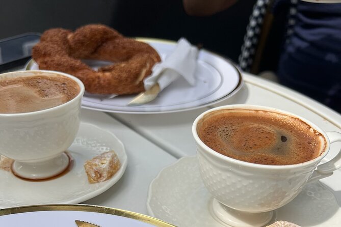 Cobblestones & Croissants: A Morning Food Tour in Georgetown, DC - Georgetown at 10:00 am: why this early start works