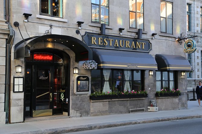 Combo Historical and Food Tour of Old Quebec - Hôtel de Ville de Québec and Notre-Dame Basilica: History Between Meals
