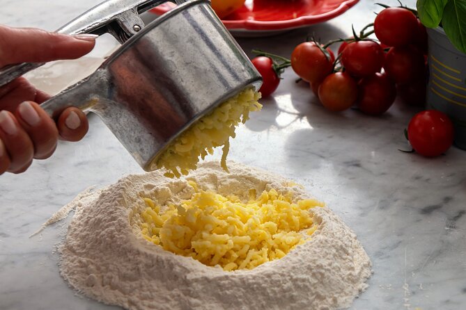 Cooking Class: Your Culinary Love Affair in Sorrento - Main: Homemade Gnocchi and the Texture Lesson You Can Recreate