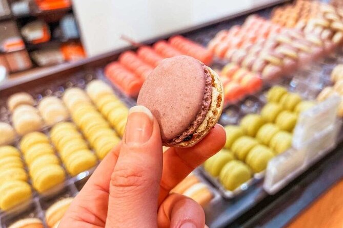 Cool Le Marais: Parisian Food Tour, Small Group or Private Option - Falafel in Le Marais: street food with cultural weight