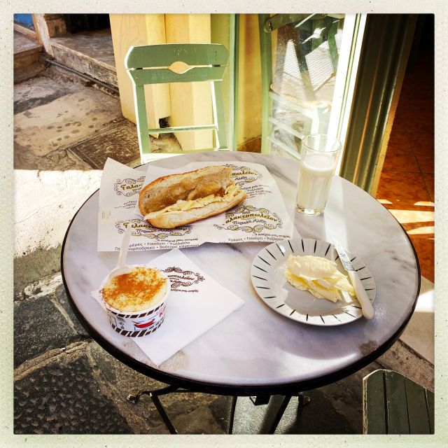 Corfu Town: Guided Walking Tour and Local Food Tastings - Getting Started at the Old Fortress: Meeting Point and a Simple Plan
