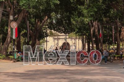 Coyoacan Food Tour - Stop 1: Jardin Centenario and the pre-Hispanic core
