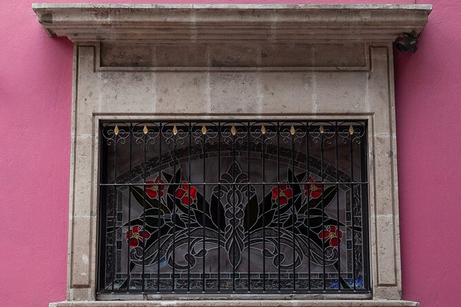 Coyoacan Food Tour - Drinks: beer and mezcal, plus reason to try both