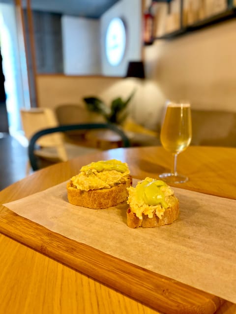 Craft Beer Tasting and tapas in Valencia - Where the tasting starts: Olhops in Ruzafa