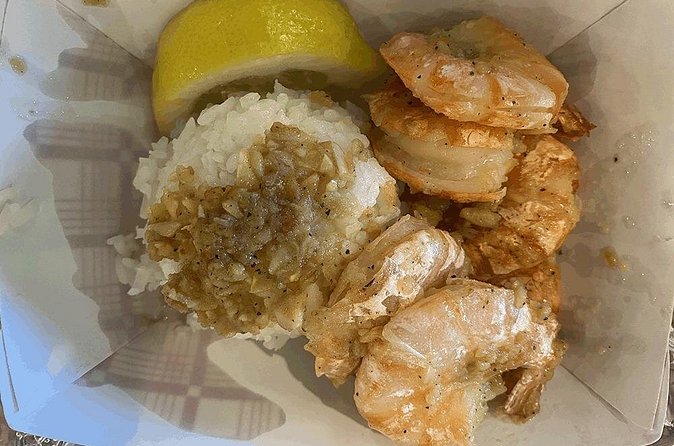 Da Local's Food Tour of Oahu - Stop 2: Poke at a fresh seafood market (outside, by design)