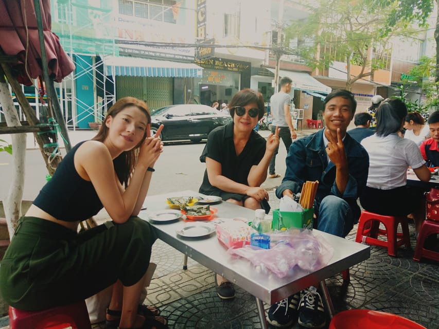 Da Nang: Culinary Tour by Night - Guides: why the tone of the whole tour feels friendly
