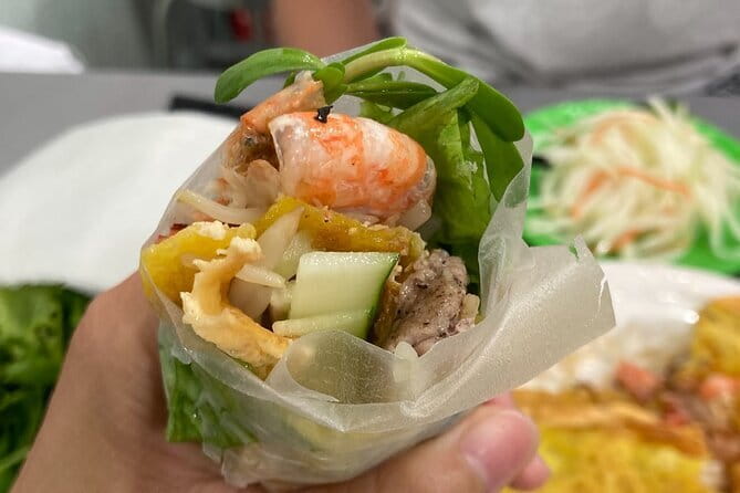 Da Nang Street Foodie Walking Tour - The walking pace and stop rhythm: how to enjoy it instead of rushing it