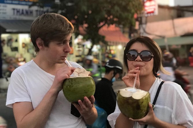 Danang Private Walking Food Tour - Night market finale: Vietnamese tacos and lime tea