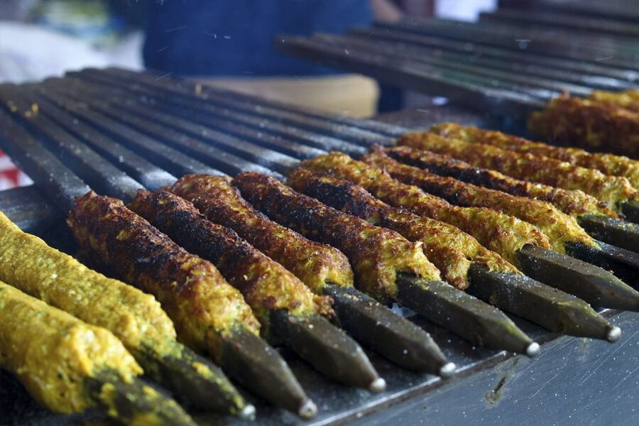 Delhi: Old Delhi Street Food Tour with Rickshaw Ride - Pace, Comfort, and Who Might Want a Different Plan