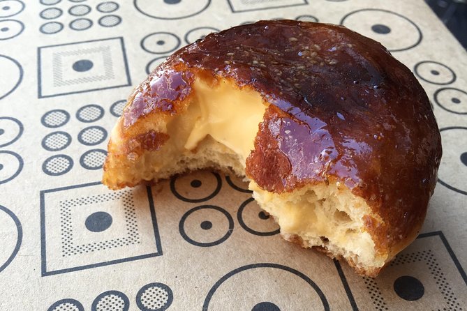 Delicious Donuts in Union Square: New York's Sweetest City Tour - Meeting at 124 4th Ave: Simple Start, Real Walking