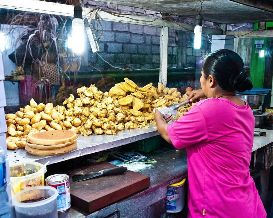 Denpasar: Night Street Food Walking Tour - Why Denpasar’s Night Streets Beat Another Beach Dinner