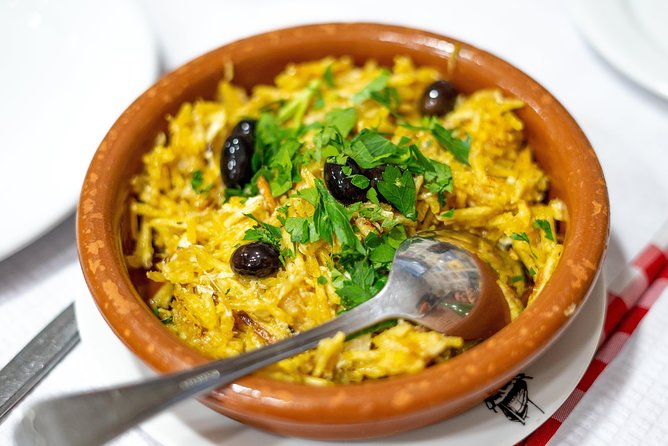 Devour Lisbon: The Ultimate Portuguese Food Tour - Group size and guide impact: Why the best tours feel personal