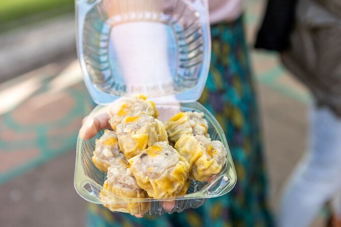 Devour New York Lower East Side Guided Food Tour - Price and value: How $79 stacks up against 7 tastes and real food weight