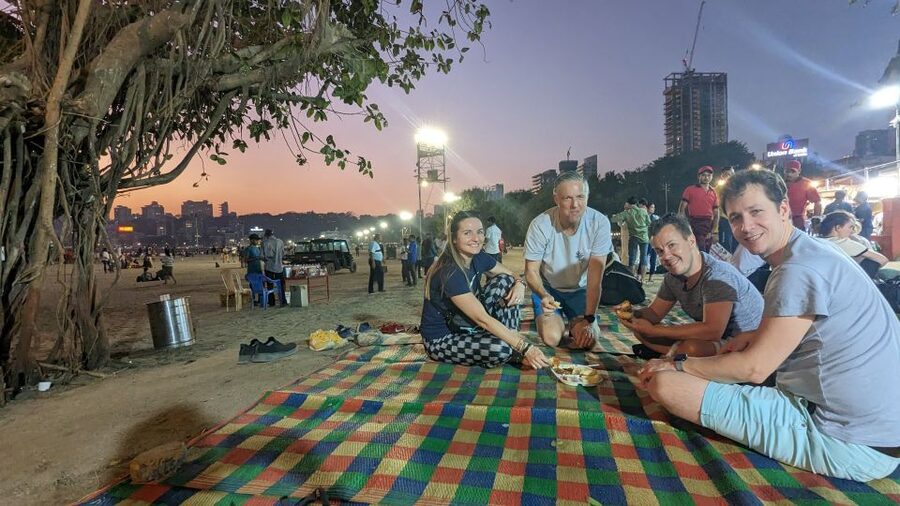 Discover Mumbai's street & beach with Vegetarian food tour - Churchgate to Chowpatty: the simple plan that works