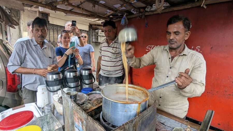 Discover Mumbai's street & beach with Vegetarian food tour - What you get for around $16: value you can feel in your appetite