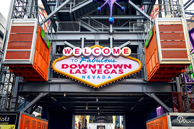 Downtown Las Vegas Food Tour of 6 Iconic Dishes & Hidden Gems - Plaza Hotel to Downtown’s first anchor: where the tour starts
