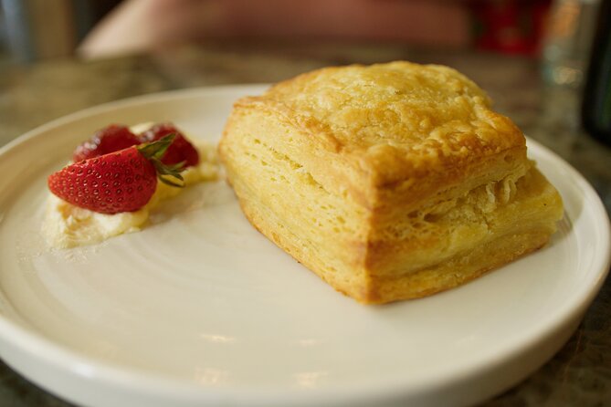 Downtown Nashville Food Tour With Sidewalk Food Tours - Weather and schedule changes: what can go wrong and how to handle it