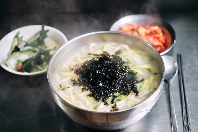 Downtown Seoul Guided Food & Market Tour with 8+ Local Tastings - Why the Insadong tea-house ending matters