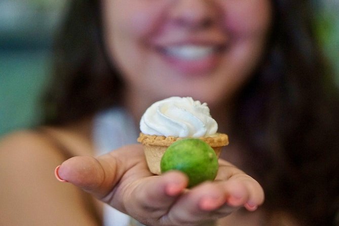 Downtown West Palm Beach Food Tour - Stop 5: Ganache Bakery Key Lime Pie, coconut cutting, and tropical fruit lessons