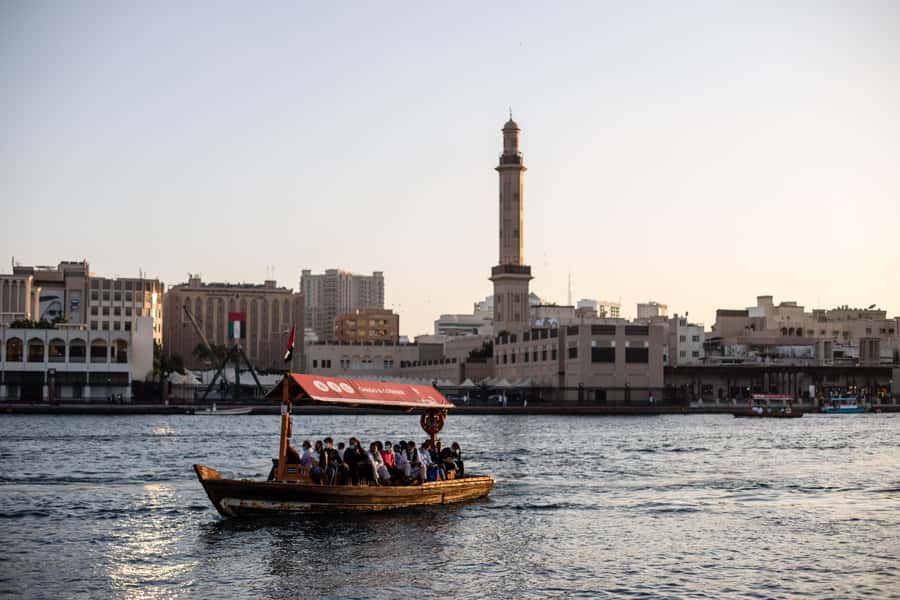 Dubai: Old Town, Creek, Museums, Souks, & Street Food Tour - Heritage Houses and Museums: When the Past Has a Doorway