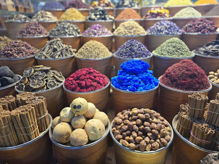 Dubai: Premium Old Town, Street Food, Souks & Boat Ride Tour - How the 3–4 hours work in real life
