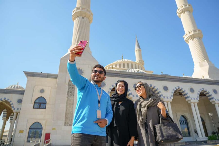 Dubai Top Highlights: Frame Entry, Souks, Abra & Street Food - Key highlights worth getting excited about