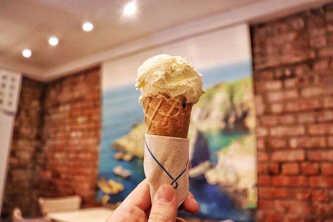 Dublin Historical Centre Private Food Tour with 8 Food Tastings - Stop 6: Grafton Street Finish With Irish Ice Cream