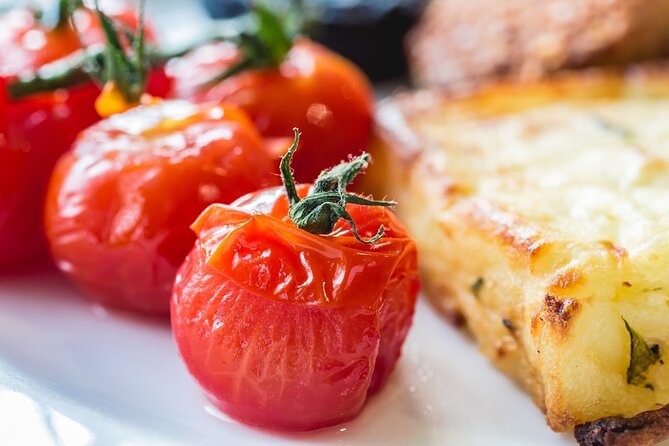 Dublin Historical Centre Private Food Tour with 8 Food Tastings - Price and Value: What $429.49 per Person Buys You