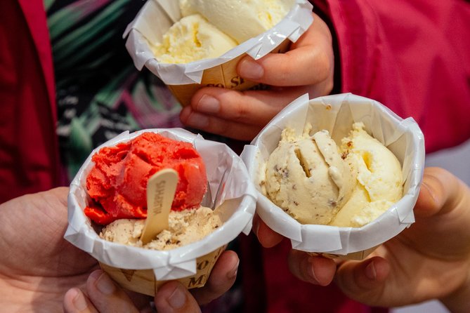 Dublin Private Walking Food Tour With Locals with 10 Tastings - Passing Dublin Castle: quick history, no ticket stress