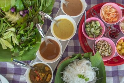 Eat Like a Local Food Tour in Hua Hin - The pacing: 3.5 hours of eating, with no long walking