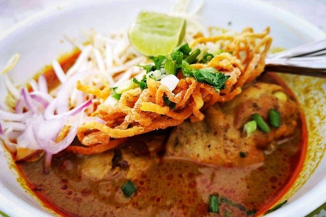 Eat Like a Local Food Tour in Hua Hin - The guides: what good ones do (and why Belle matters)