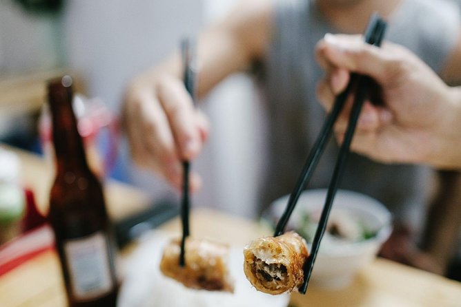 Eat Like a Local: Hanoi Street Food Adventure - Guide-led routing: how you benefit from having someone steer