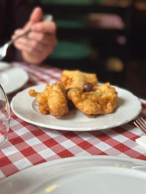 Eat Porto Like a Local: The Ultimate Full-Meal Food Tour - Who Should Book This Tour (and Who Might Skip It)