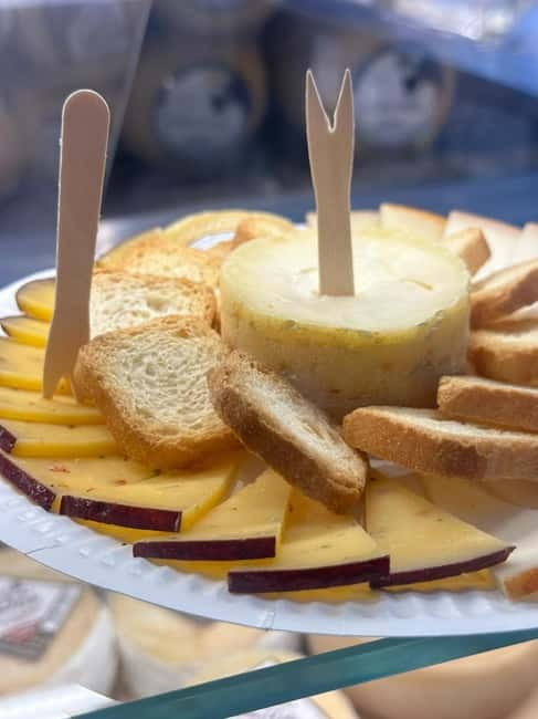 Eat Porto Like a Local: The Ultimate Full-Meal Food Tour - Bakery Stop: Coffee, Breakfast Bites, and Pastel de Nata Momentum