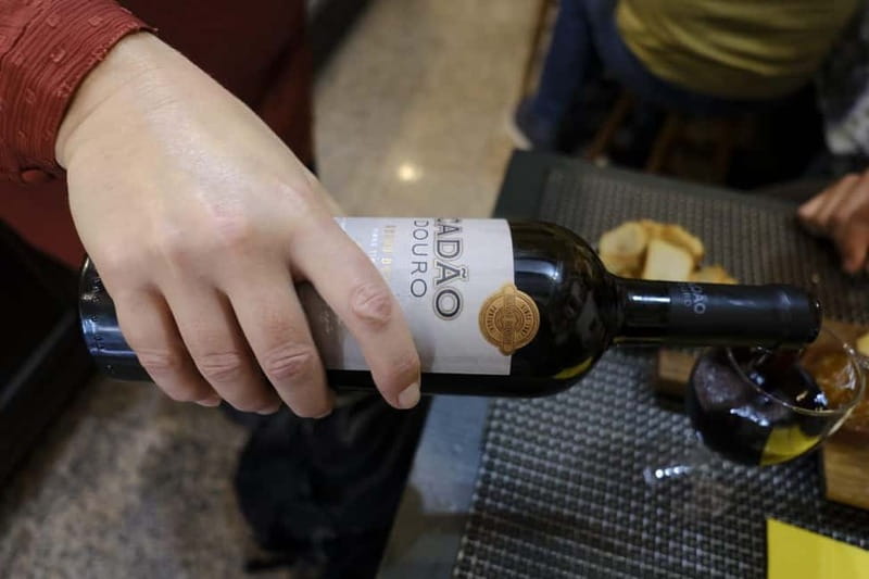 Eat Porto Like a Local: The Ultimate Full-Meal Food Tour - Pace, Portion Size, and the Small-Group Advantage