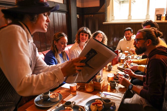 Eating London: The Heart of 'The City' Food Tour - The guide makes the difference: small-group energy that actually lands